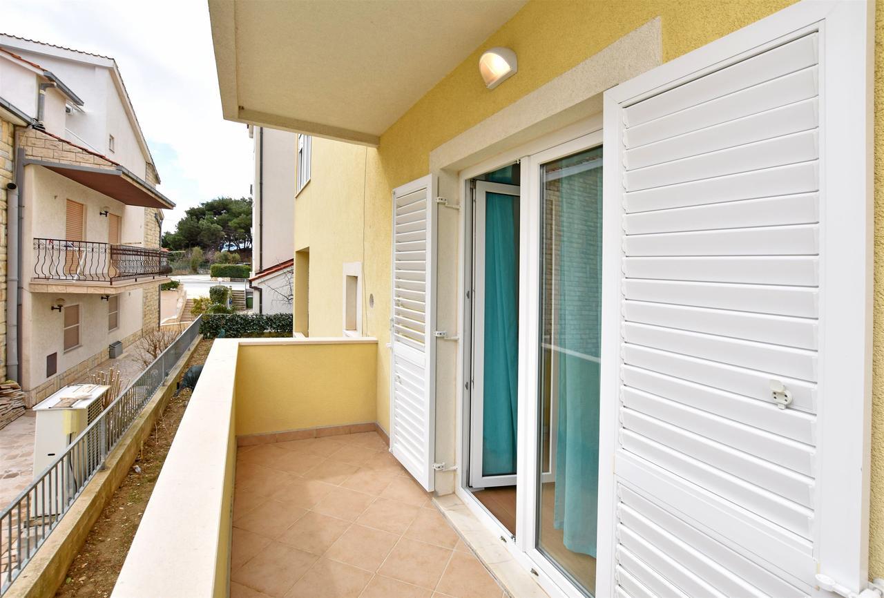 Apartment Dora Duće Exteriér fotografie