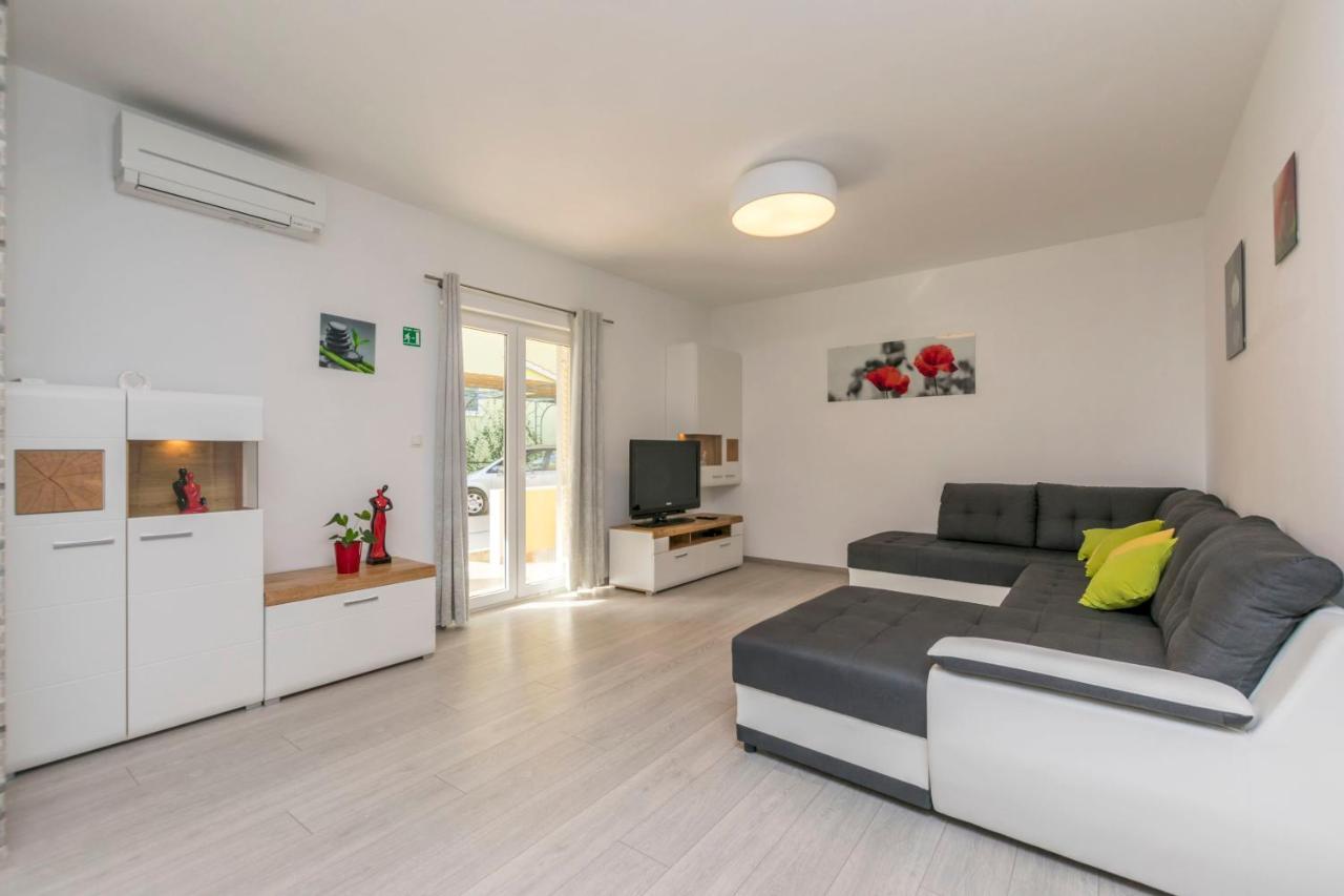Apartment Dora Duće Pokoj fotografie